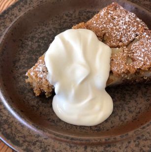 apple spelt cake, Mockmill Canada